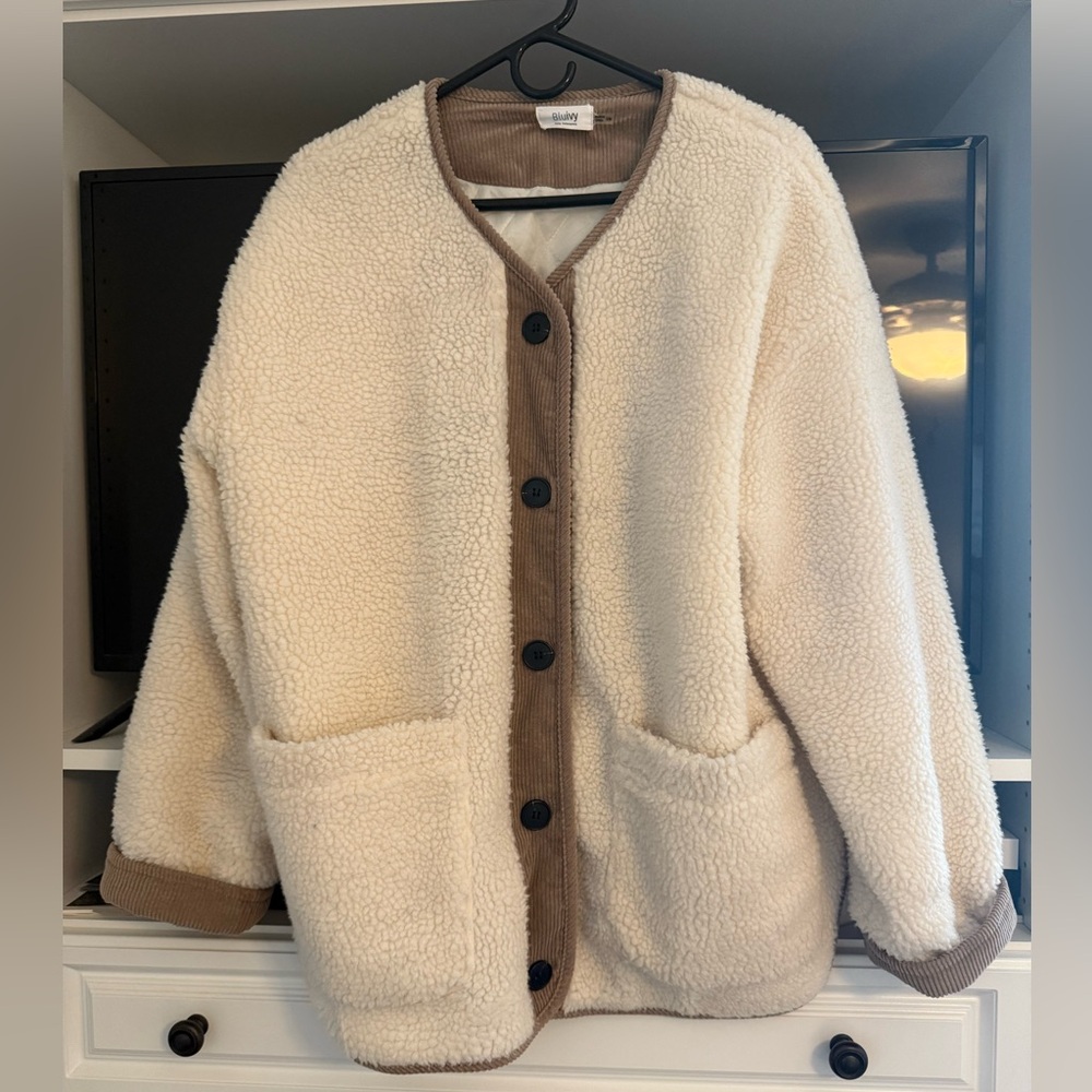 Bluivy oversized cream sherpa jacket with brown corduroy trim